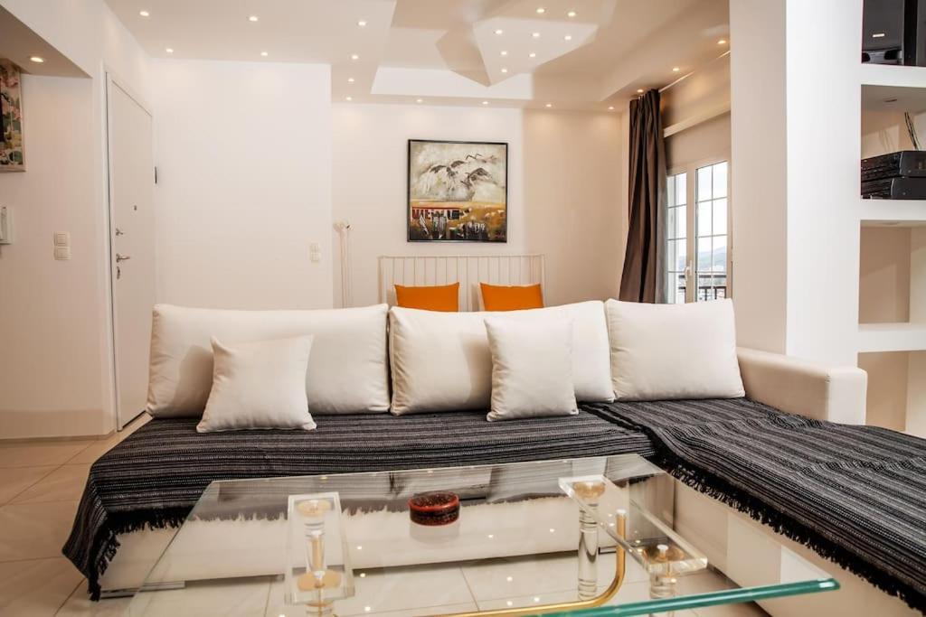 Ferienwohnung Seafront Central Apt In Lavrio Exterior foto