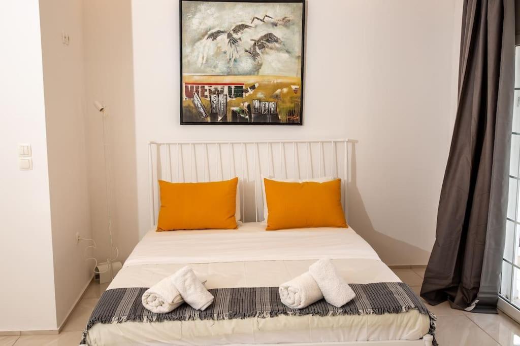 Ferienwohnung Seafront Central Apt In Lavrio Exterior foto