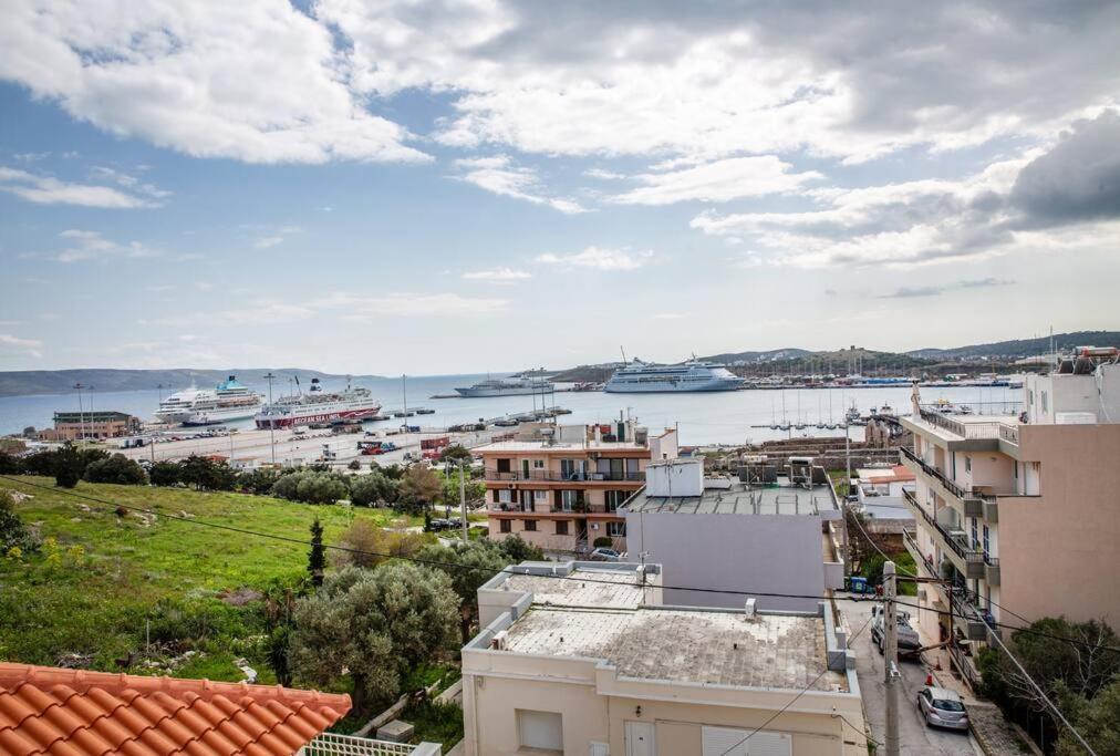 Ferienwohnung Seafront Central Apt In Lavrio Exterior foto